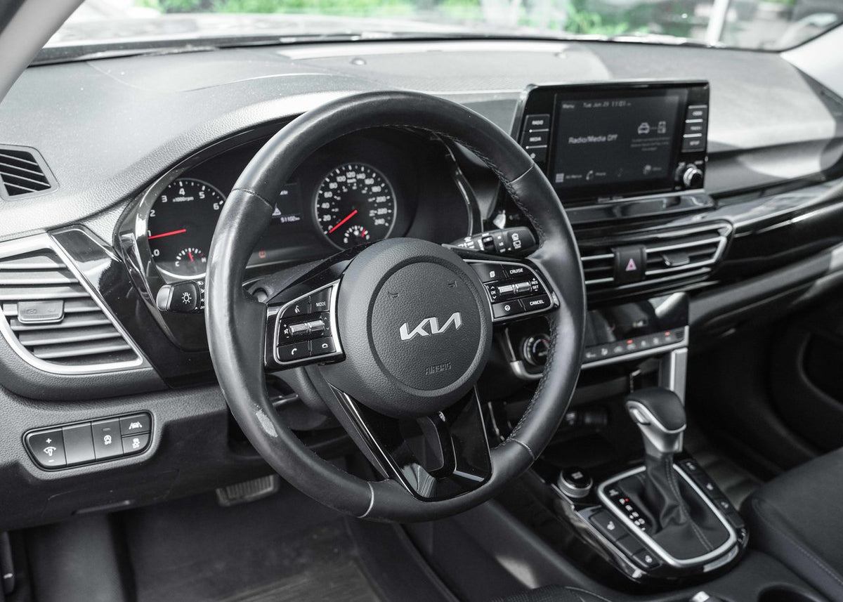 2023 Kia Seltos EX