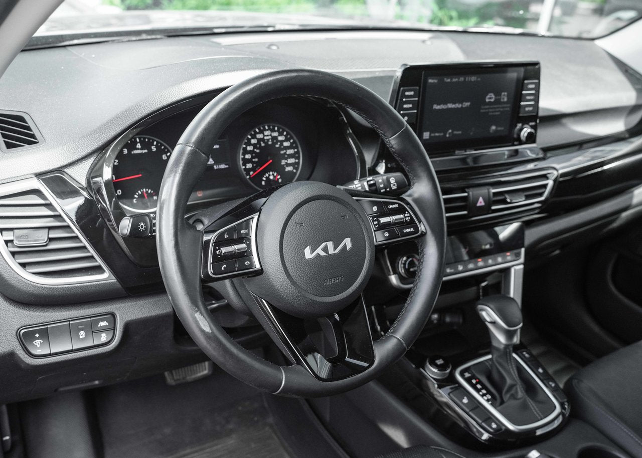 2023 Kia Seltos EX