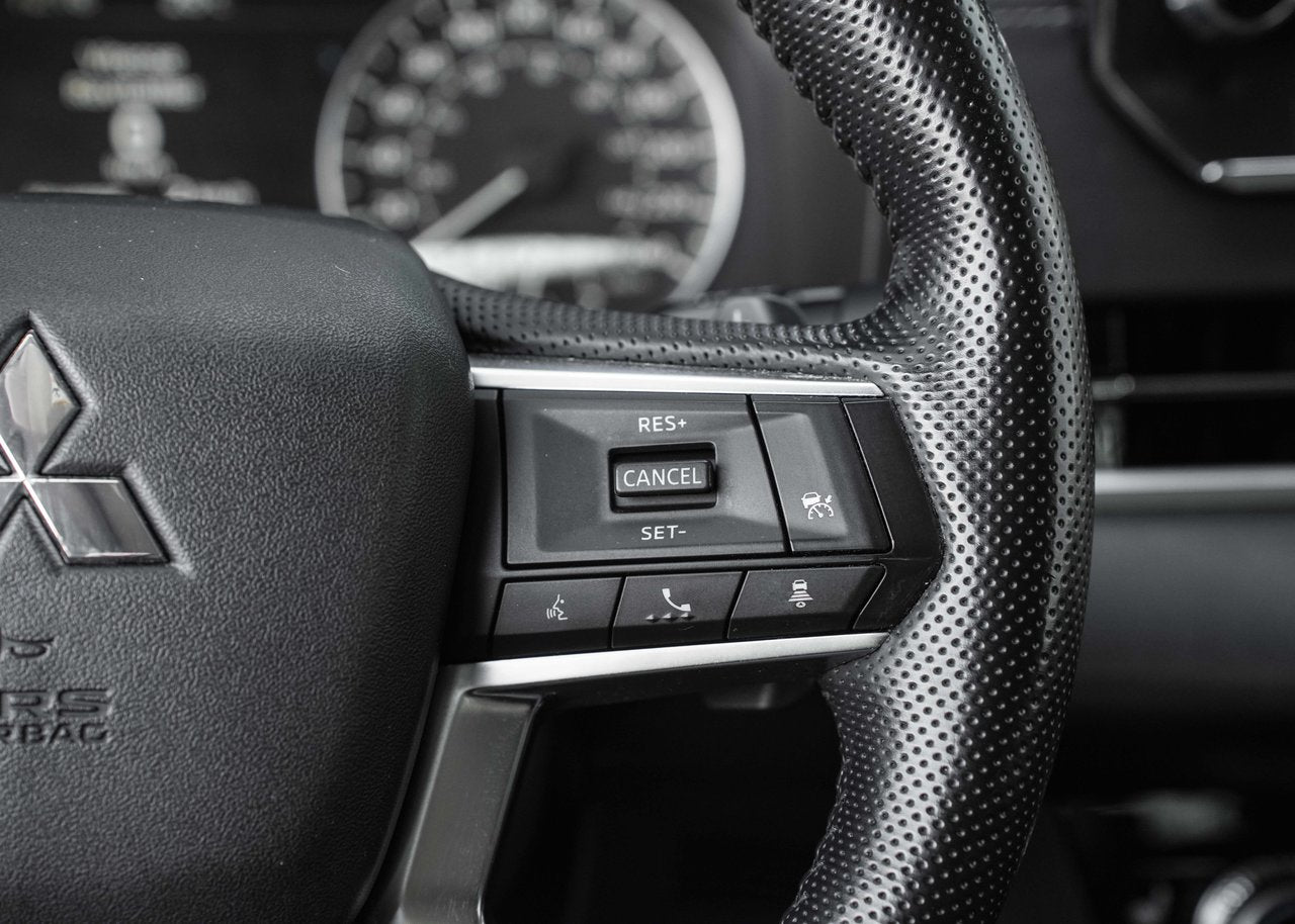 2023 Mitsubishi Outlander GT