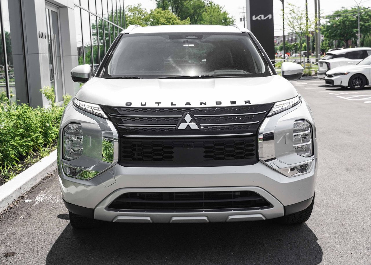 2023 Mitsubishi Outlander GT