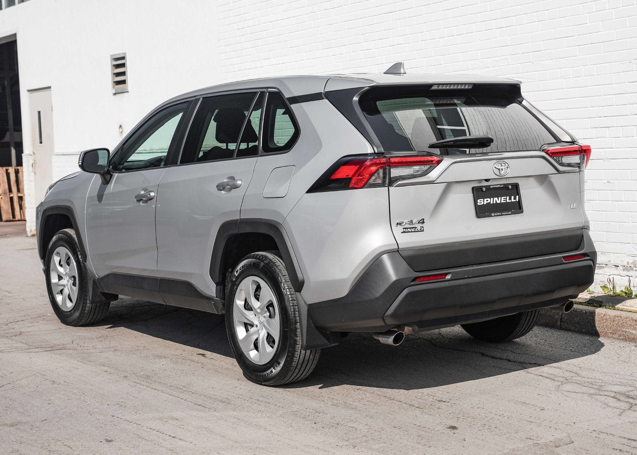 2022 Toyota RAV4 LE