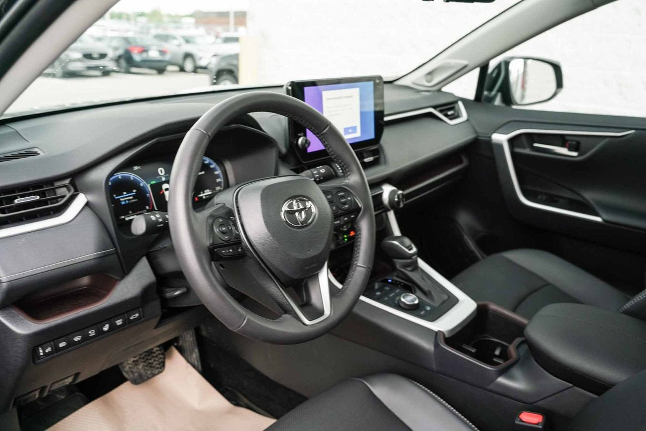 2025 Toyota RAV4 Limited