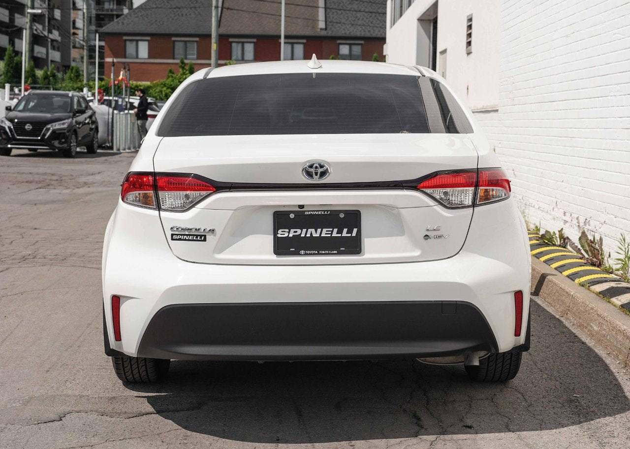 2025 Toyota Corolla HYBRIDE AWD