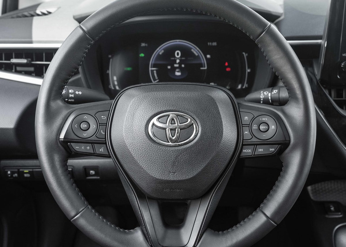2025 Toyota Corolla HYBRIDE AWD