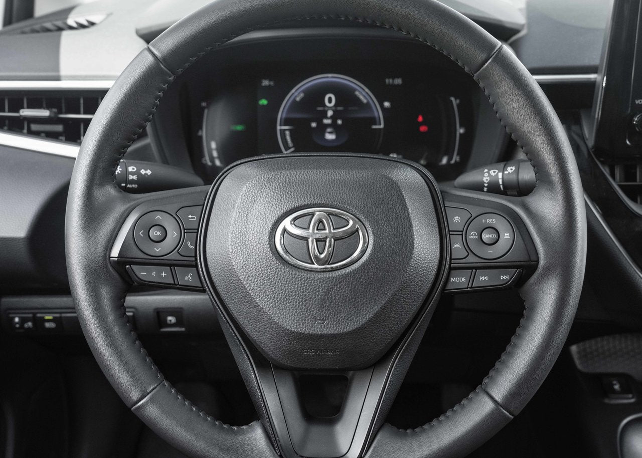 2025 Toyota Corolla HYBRIDE AWD