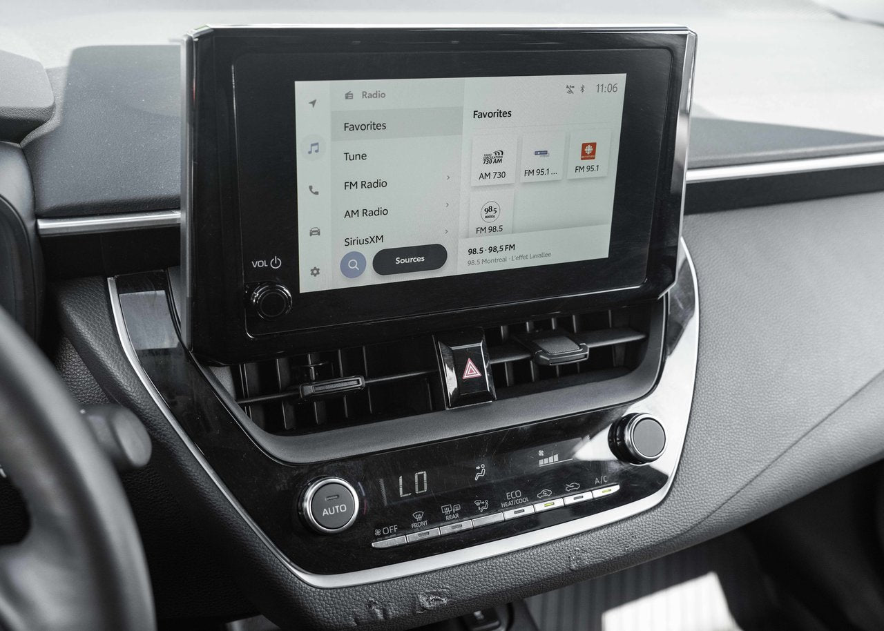2025 Toyota Corolla HYBRIDE AWD