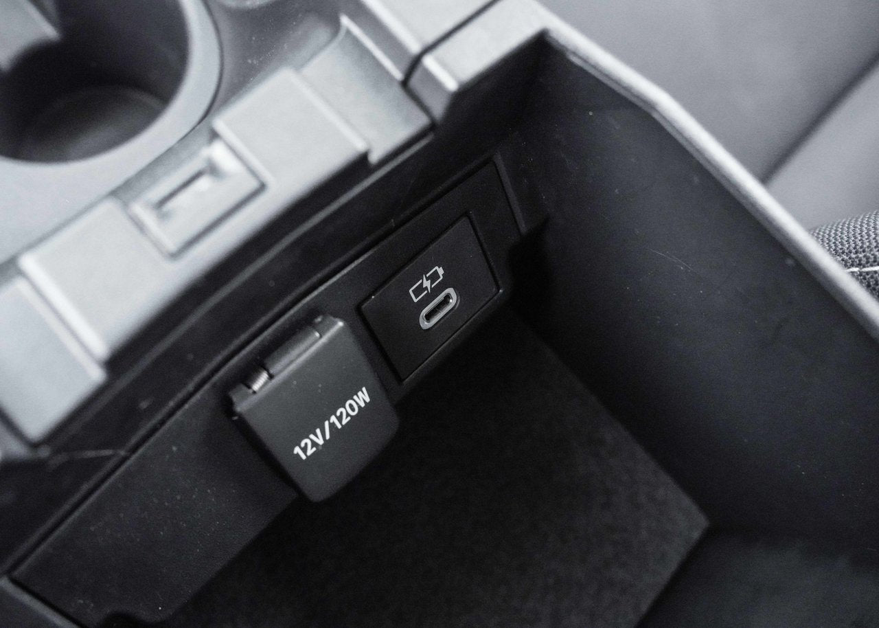 2025 Toyota Corolla HYBRIDE AWD