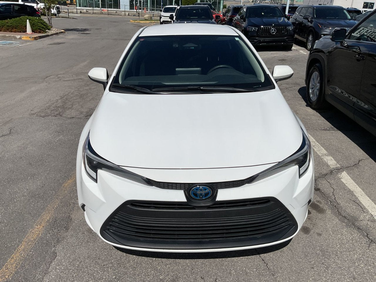 2025 Toyota Corolla HYBRIDE AWD