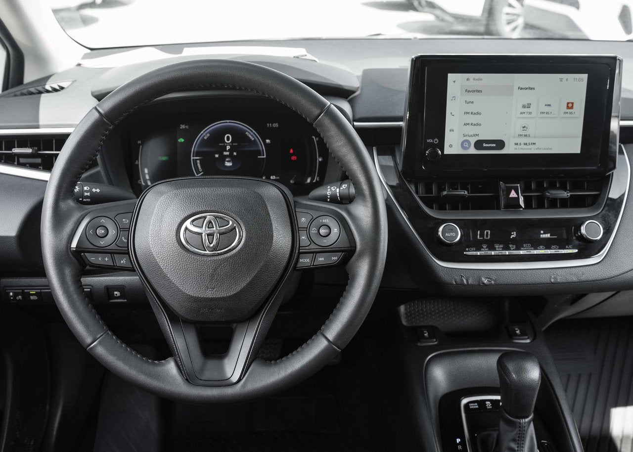 2025 Toyota Corolla HYBRIDE AWD