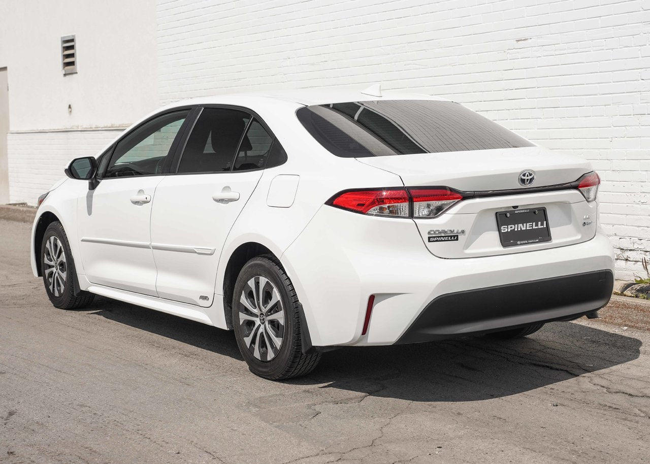 2025 Toyota Corolla HYBRIDE AWD