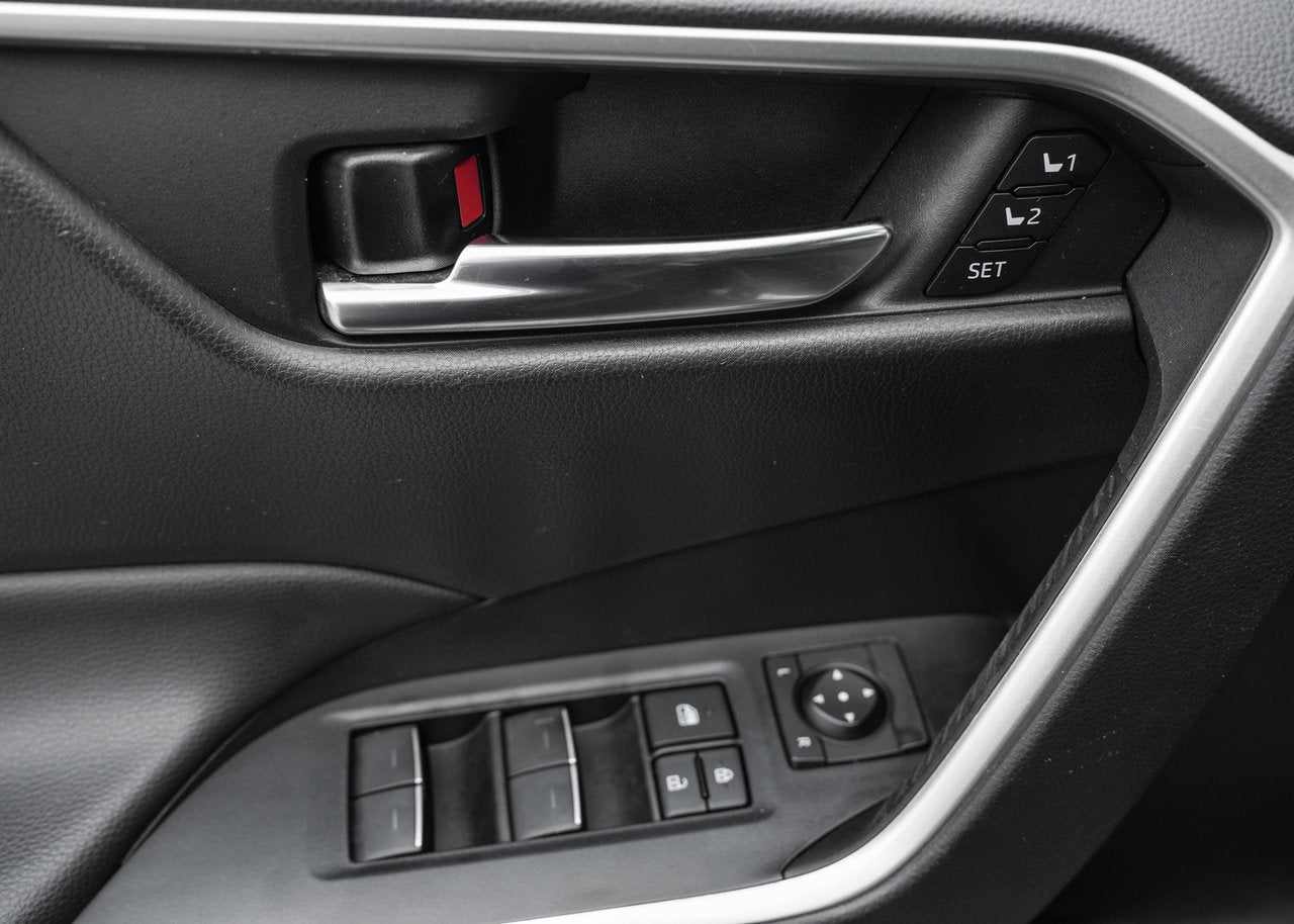 2022 Toyota RAV4 XLE PREMIUM AWD