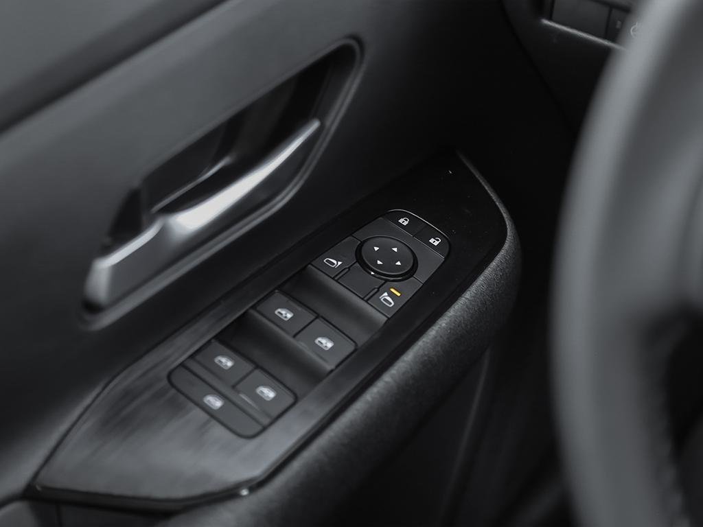 2026 Nissan Kicks SV Premium AWD