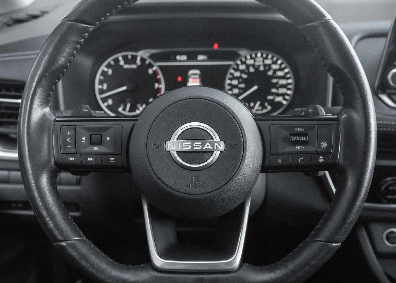2023 Nissan Rogue SV Moonroof
