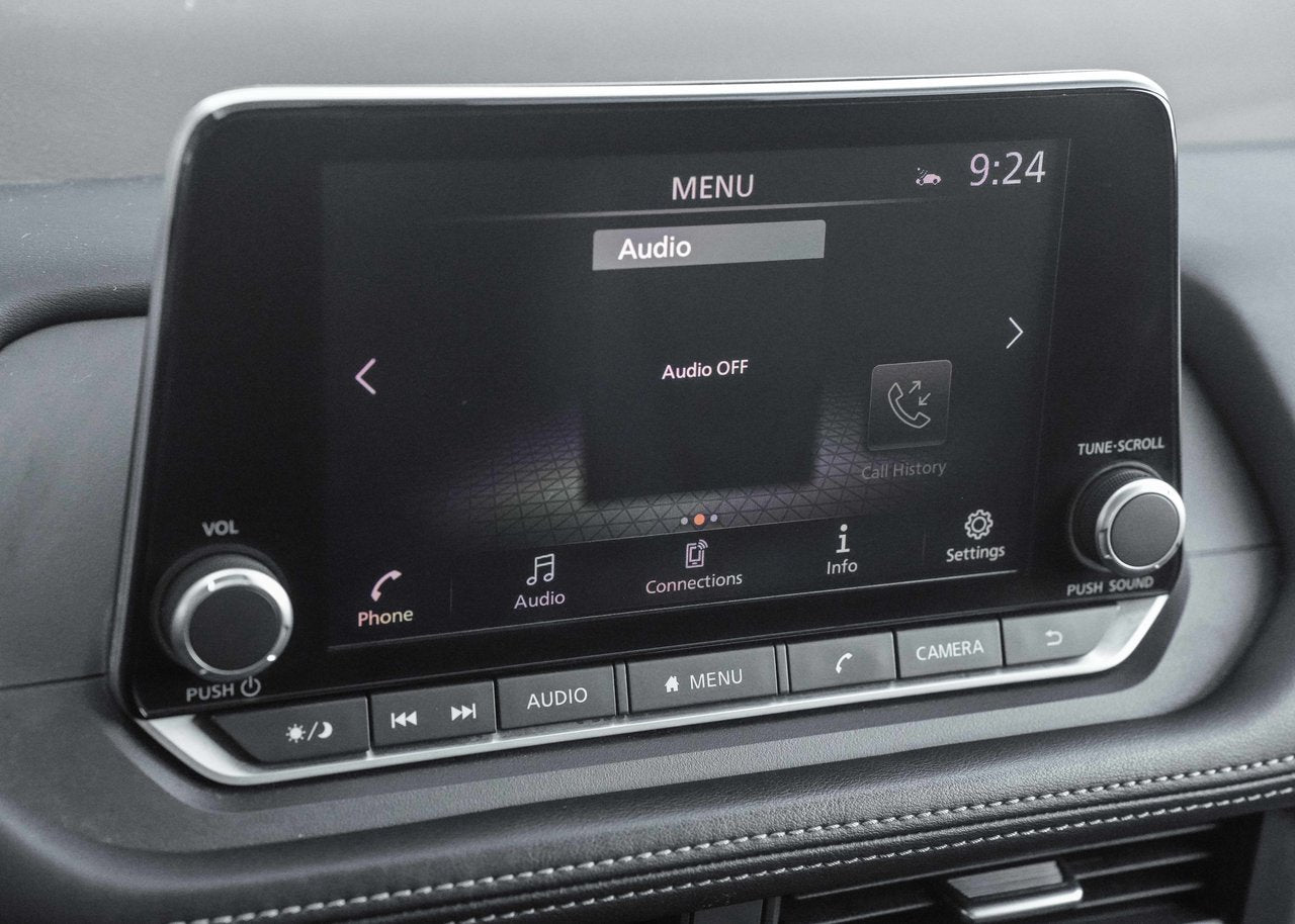 2023 Nissan Rogue SV Moonroof