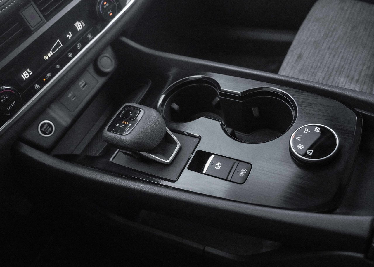 2023 Nissan Rogue SV Moonroof