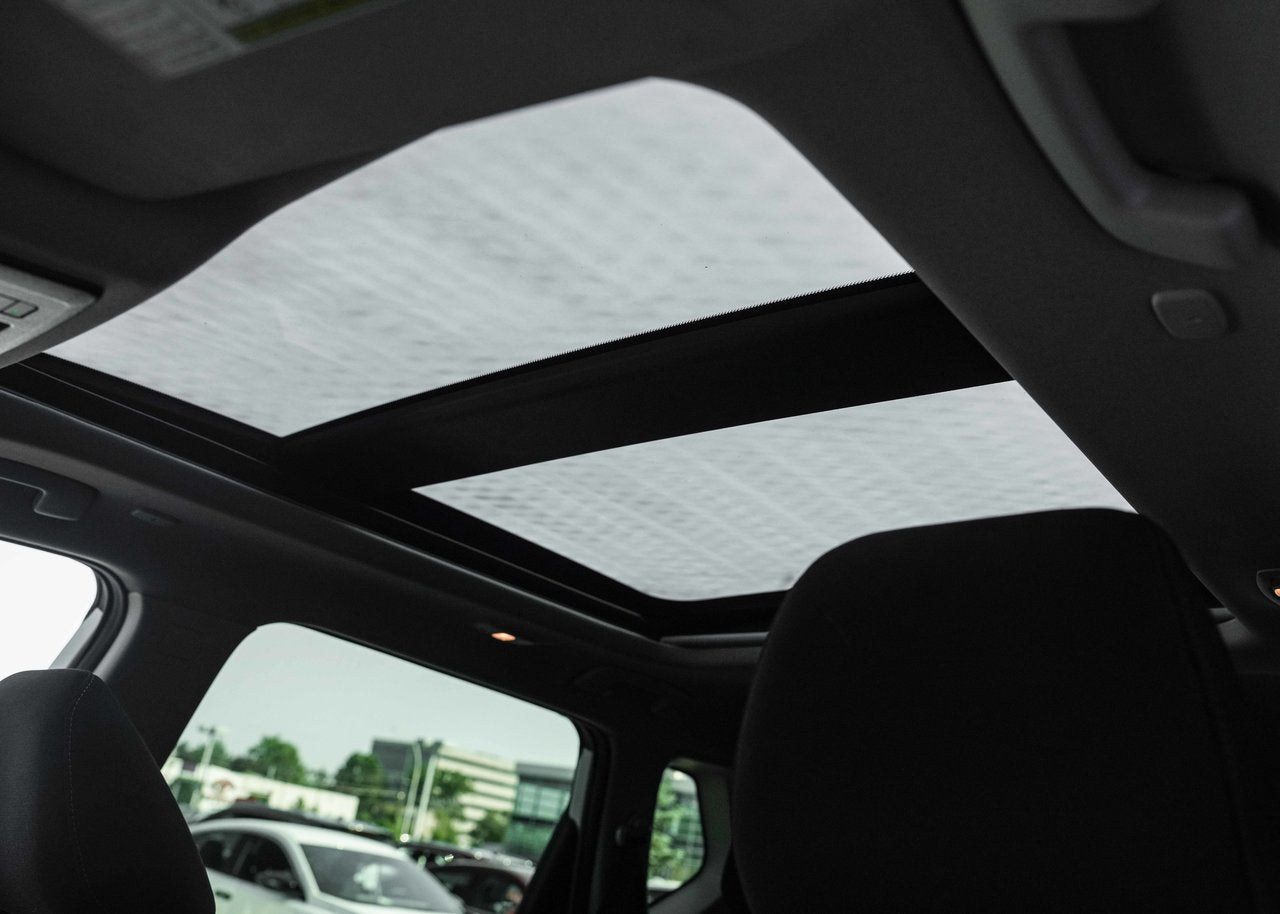 2023 Nissan Rogue SV Moonroof