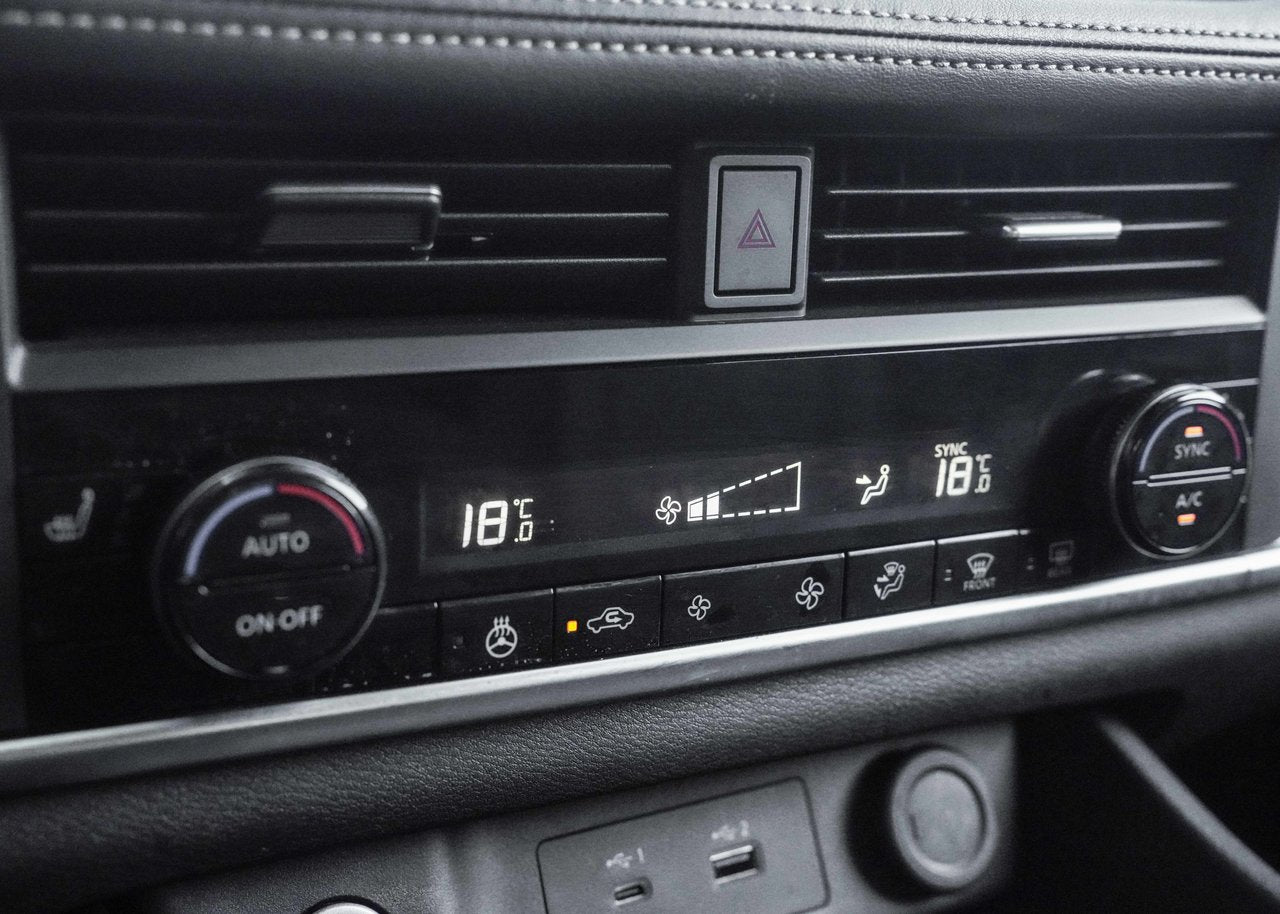 2023 Nissan Rogue SV Moonroof