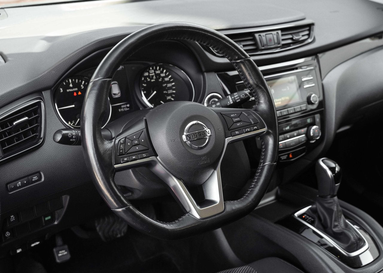 2017 Nissan Qashqai SV