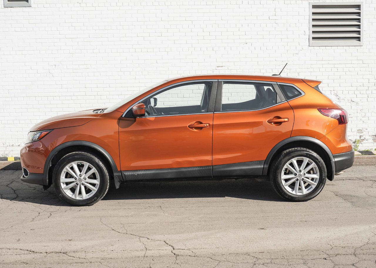 2017 Nissan Qashqai SV