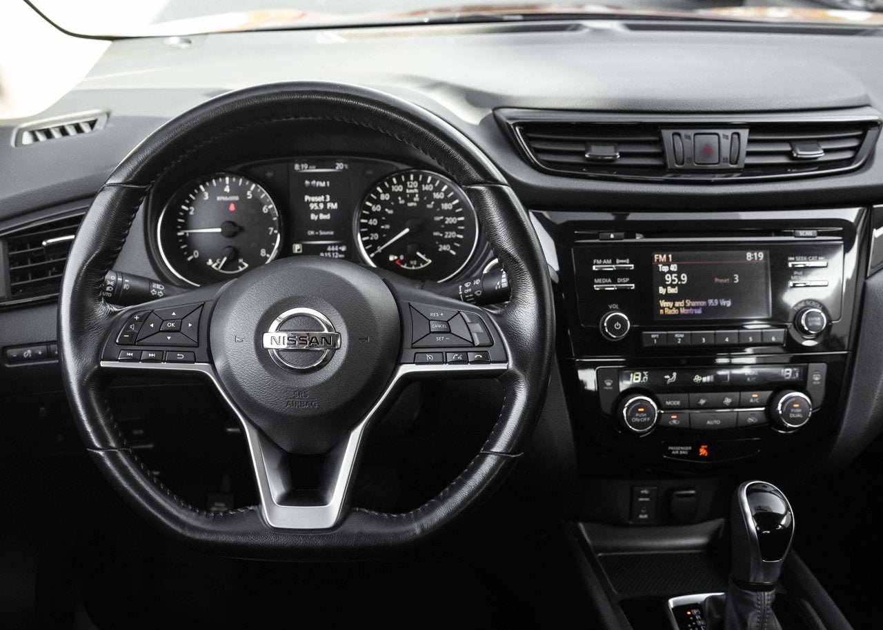 2017 Nissan Qashqai SV