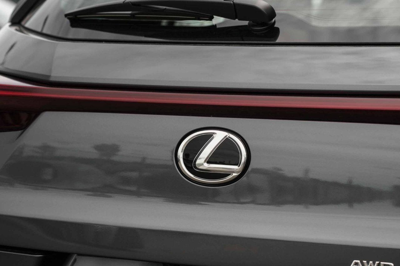 2025 Lexus UX 300h LUXURY AWD BAS KM CUIR TOIT NAVI CARPLAY