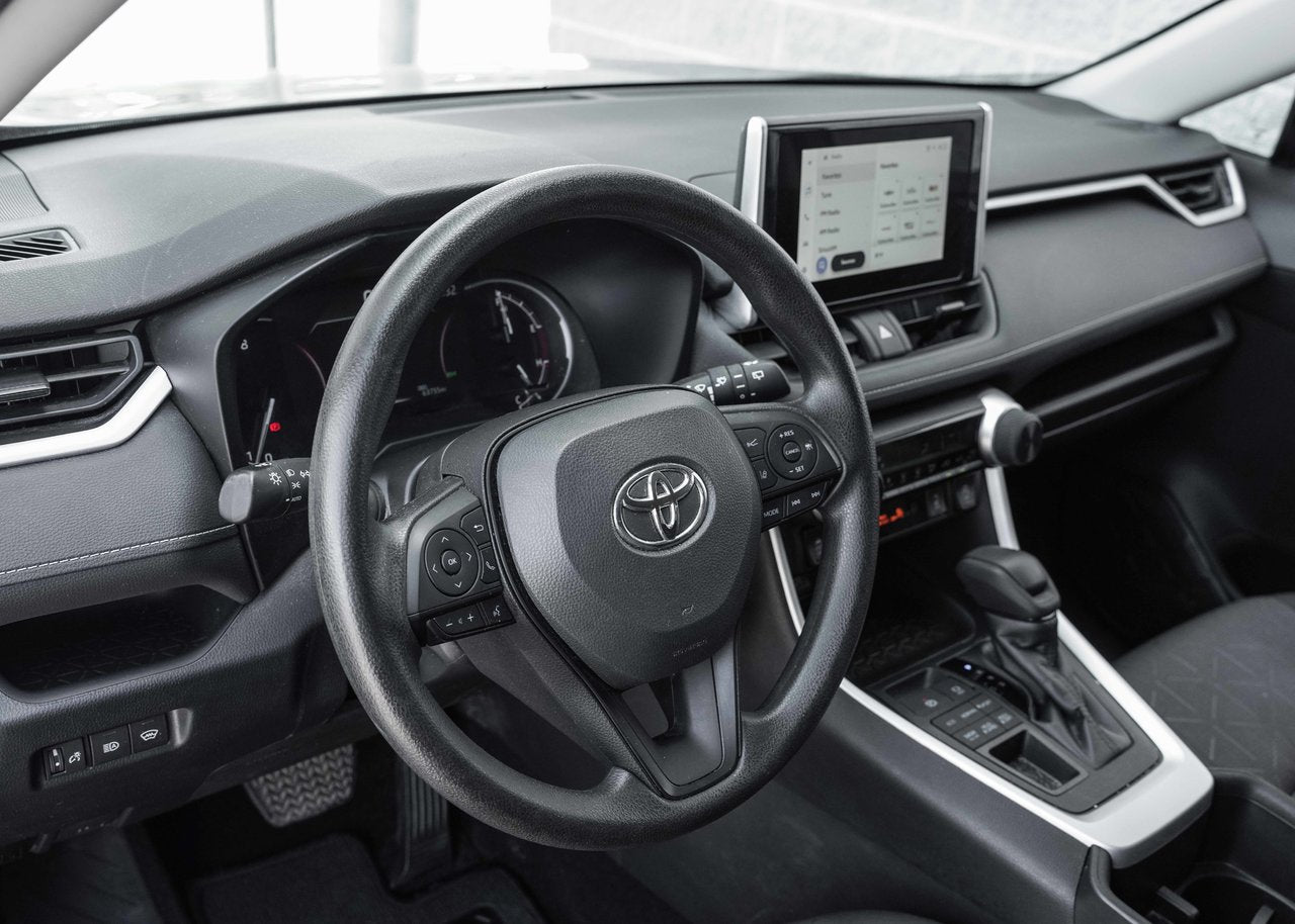 2023 Toyota RAV4 LE AWD