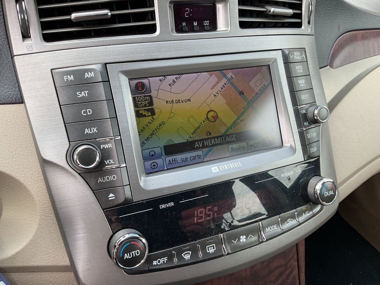 2011 Toyota Avalon XLS