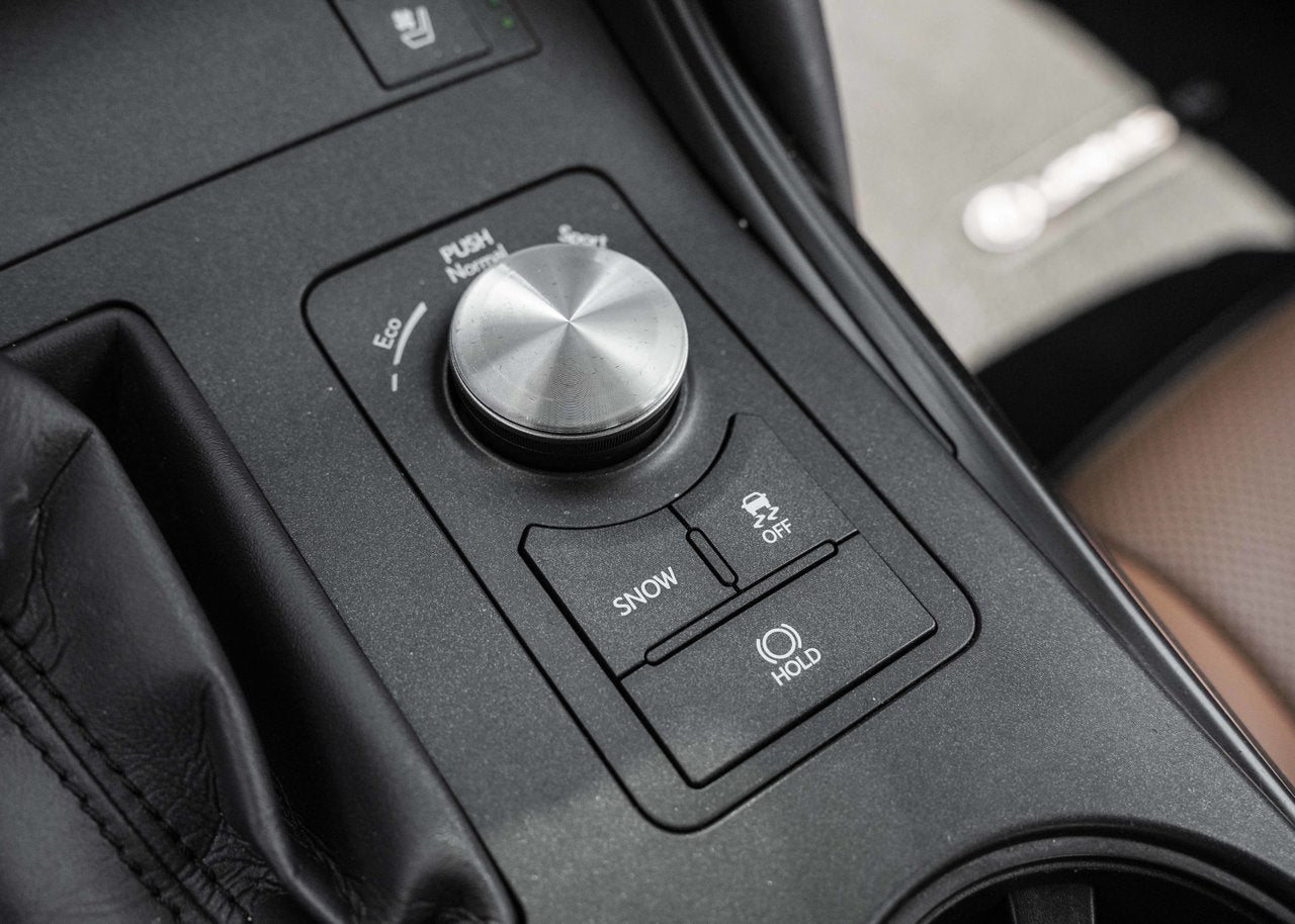2022 Lexus IS 300 **LUXURY AWD**
