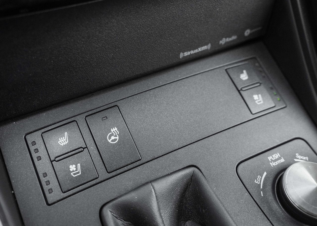 2022 Lexus IS 300 **LUXURY AWD**