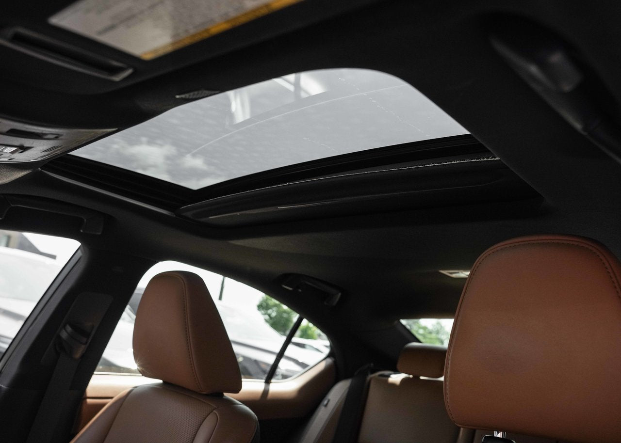 2022 Lexus IS 300 **LUXURY AWD**