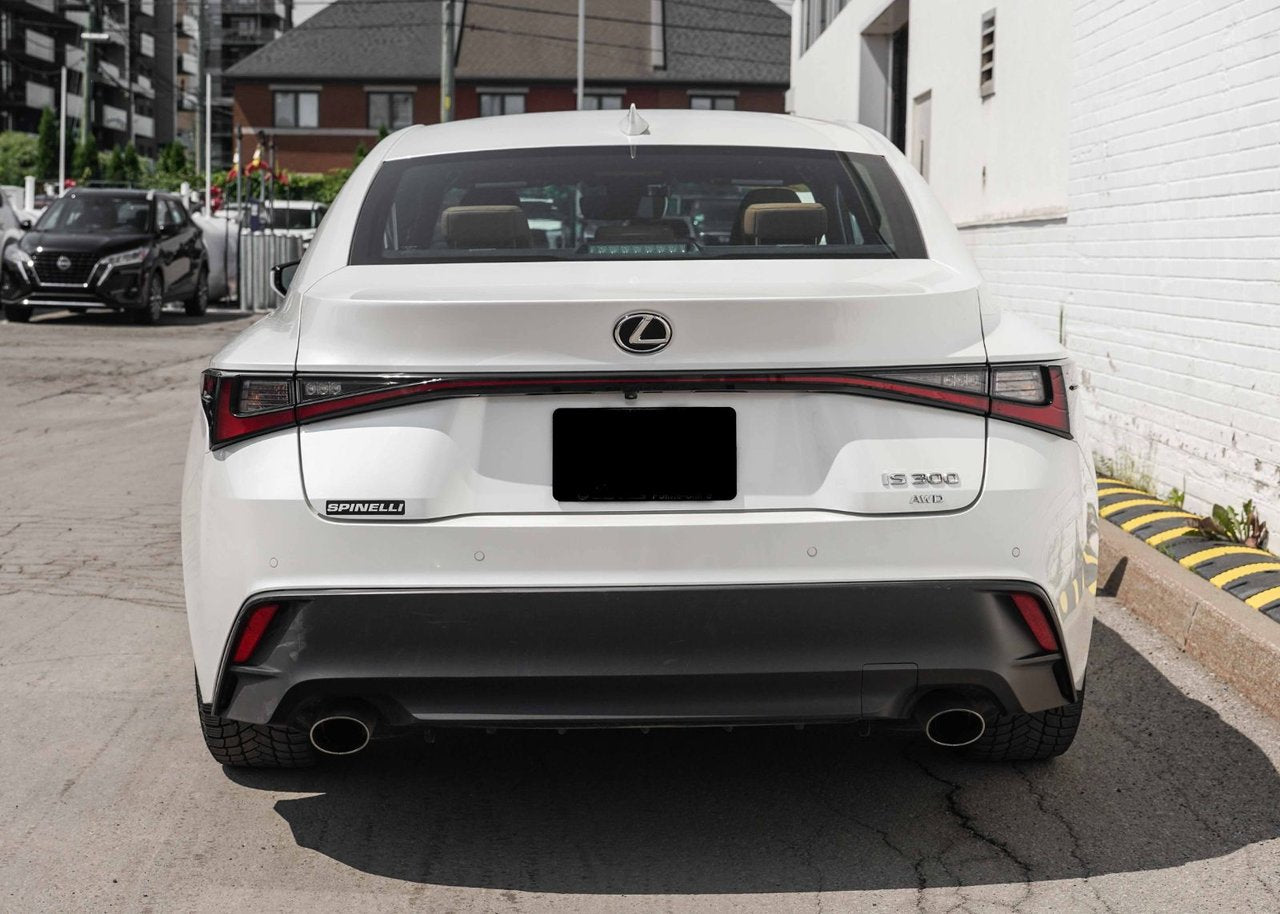 2022 Lexus IS 300 **LUXURY AWD**