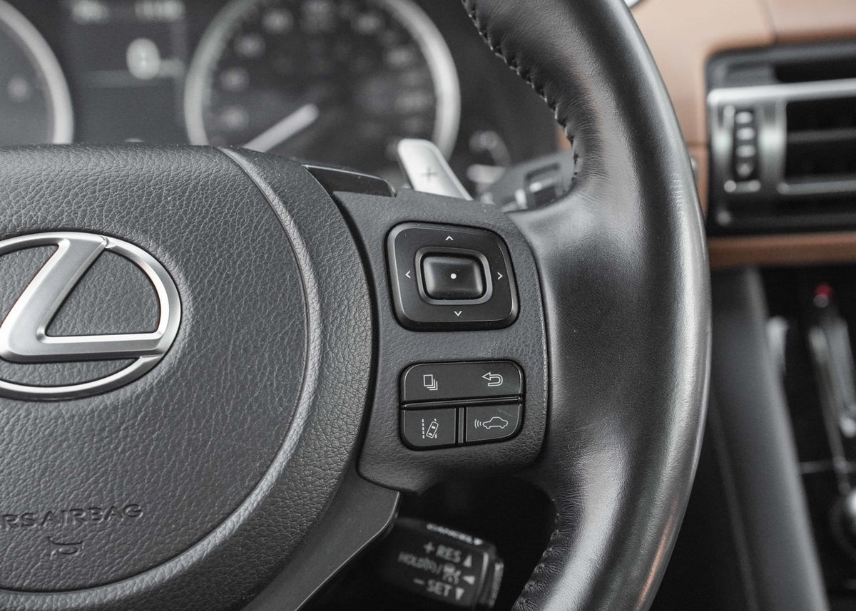 2022 Lexus IS 300 **LUXURY AWD**