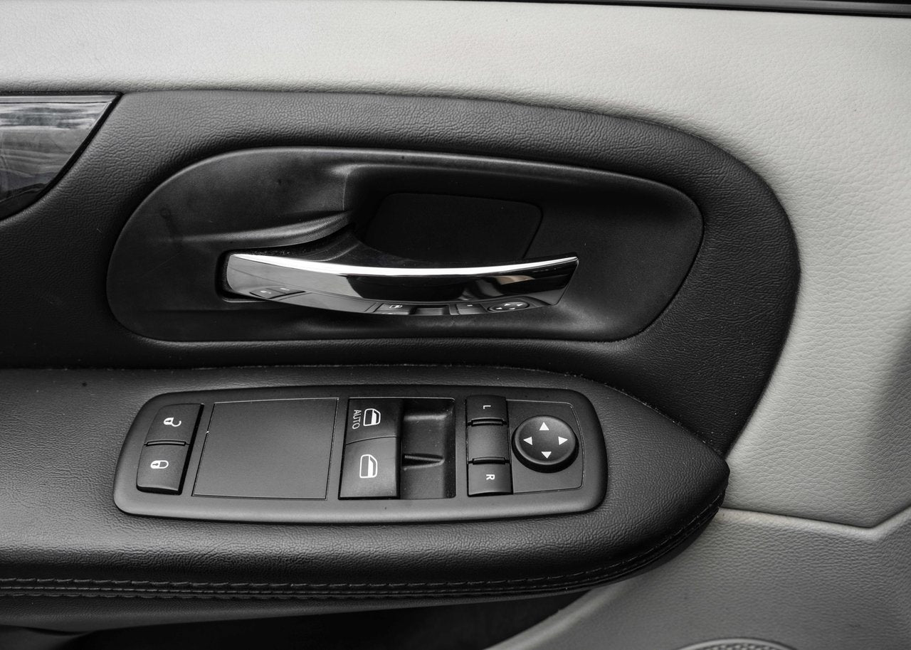 2014 Dodge Grand Caravan SXT 7 PASS BAS KM DVD CAMERA GROUPE ELECTRIQUE