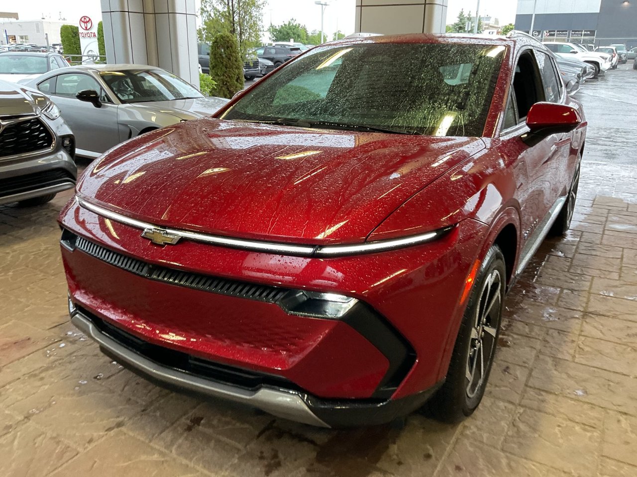 2025 Chevrolet Equinox EV 2LT