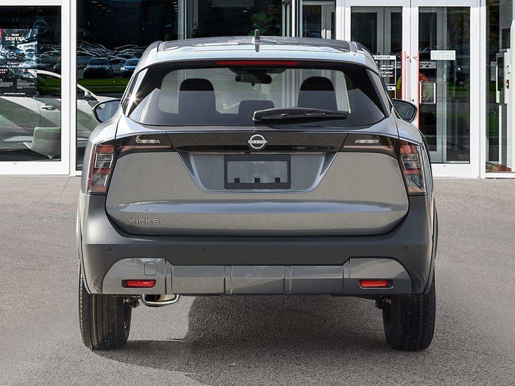 2026 Nissan Kicks SV FWD