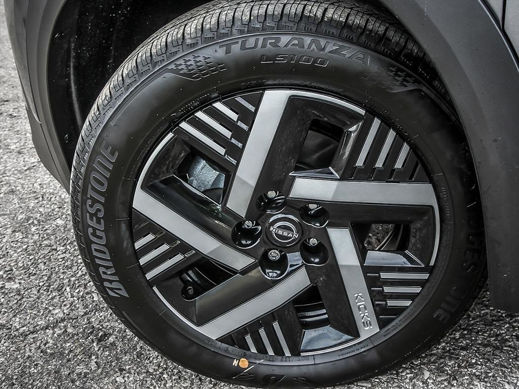 2026 Nissan Kicks SV FWD