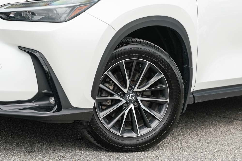 2024 Lexus NX 350h 350h SIGNATURE HYBRIDE AWD BAS KM CARPLAY CUIR