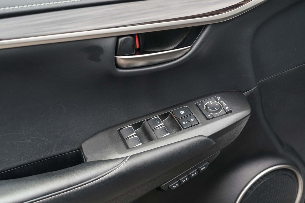 2020 Lexus NX 300 EXECUTIVE AWD BAS KM NAVI CUIR TOIT CARPLAY