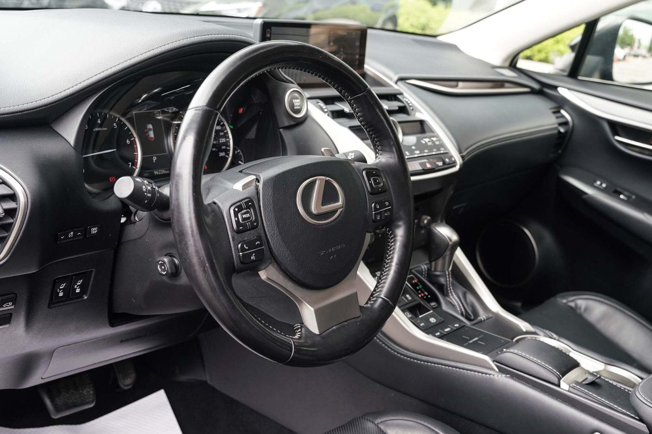 2020 Lexus NX 300 EXECUTIVE AWD BAS KM NAVI CUIR TOIT CARPLAY