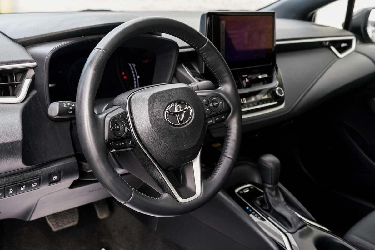 2024 Toyota Corolla SE PACKAGE HYBRID