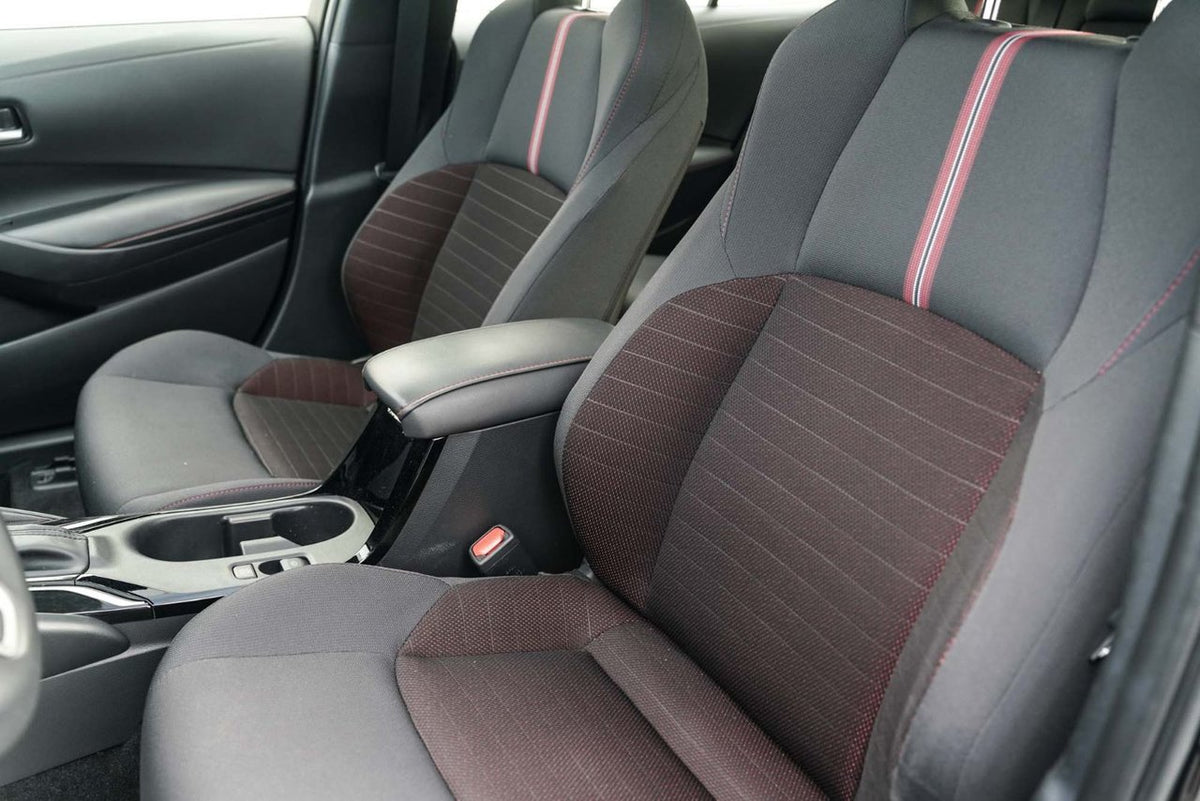 2024 Toyota Corolla SE PACKAGE HYBRID