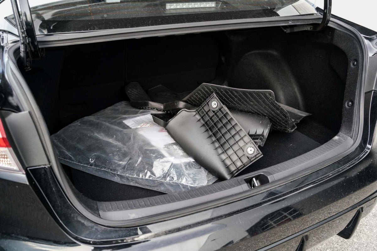 2024 Toyota Corolla SE PACKAGE HYBRID