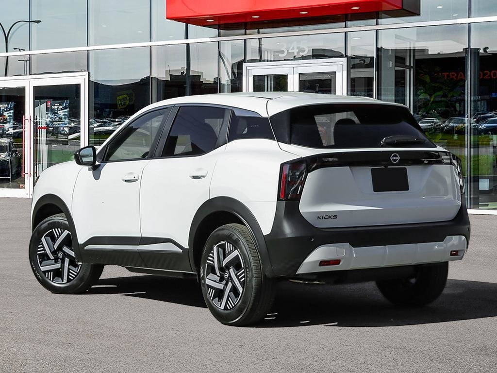 2026 Nissan Kicks SV FWD