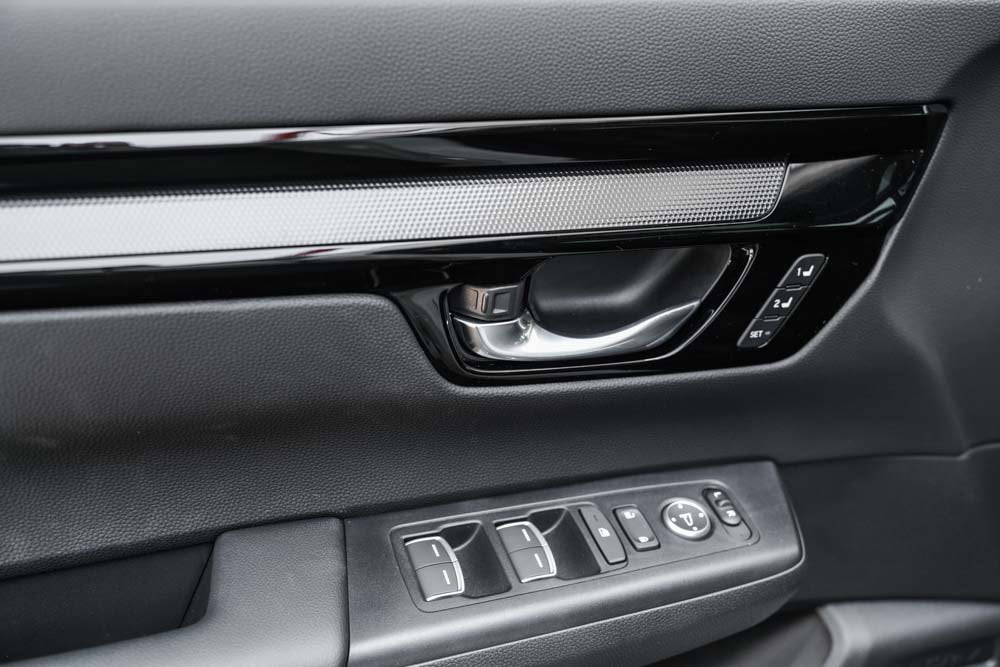 2026 Honda CR-V Hybrid TOURING HYBRID