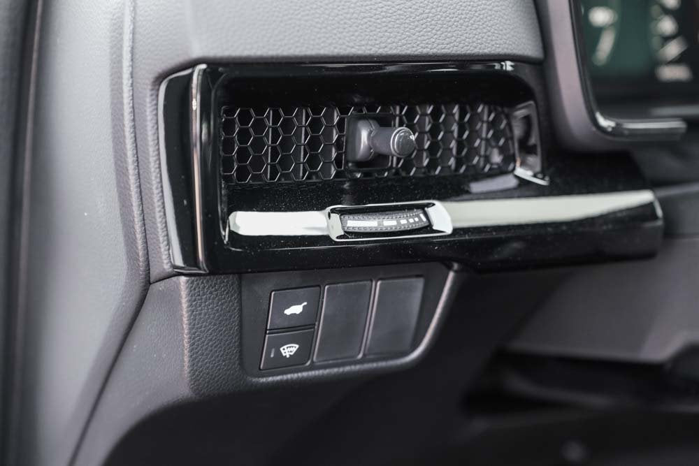 2026 Honda CR-V Hybrid TOURING HYBRID