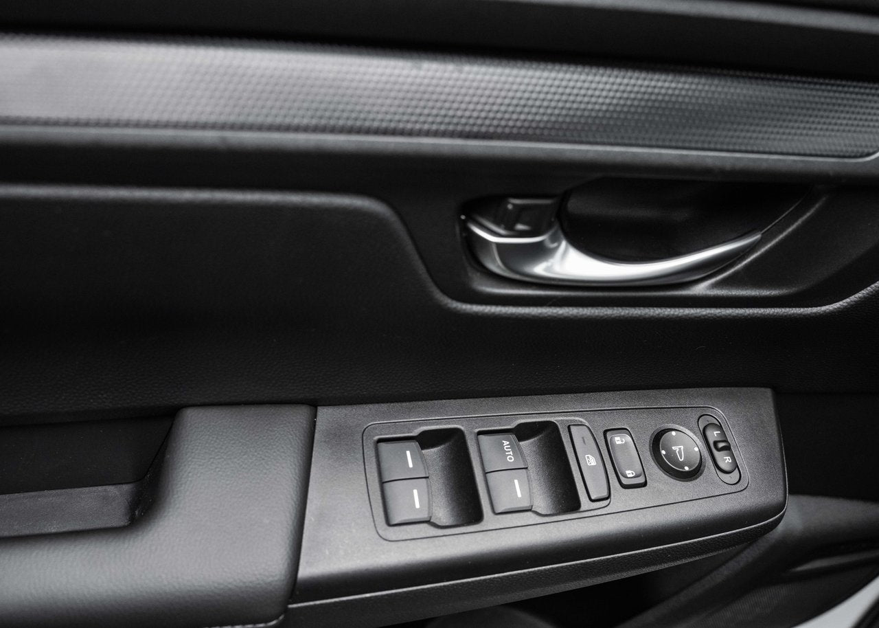 2024 Honda CR-V LX-B FWD; CAMERA SIEGES CHAUFFANT **BAS/LOW KM**