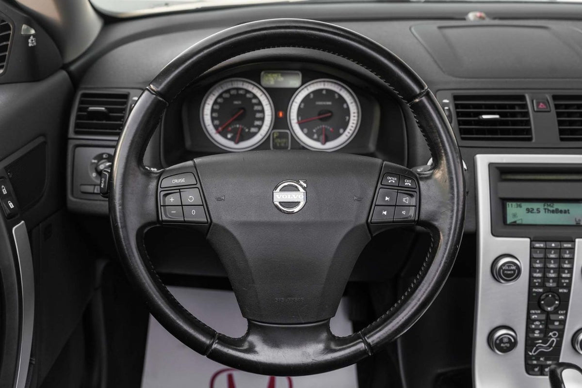2013 Volvo C70 T5 DECAPOTABLE TOIT DUR CUIR SIEGES CHAUFFANT