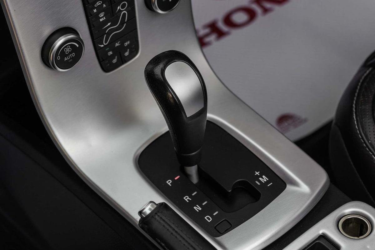 2013 Volvo C70 T5 DECAPOTABLE TOIT DUR CUIR SIEGES CHAUFFANT