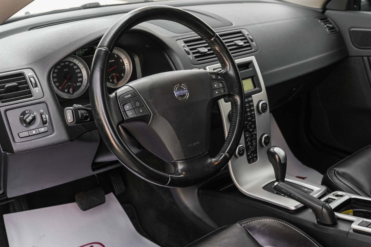 2013 Volvo C70 T5 DECAPOTABLE TOIT DUR CUIR SIEGES CHAUFFANT