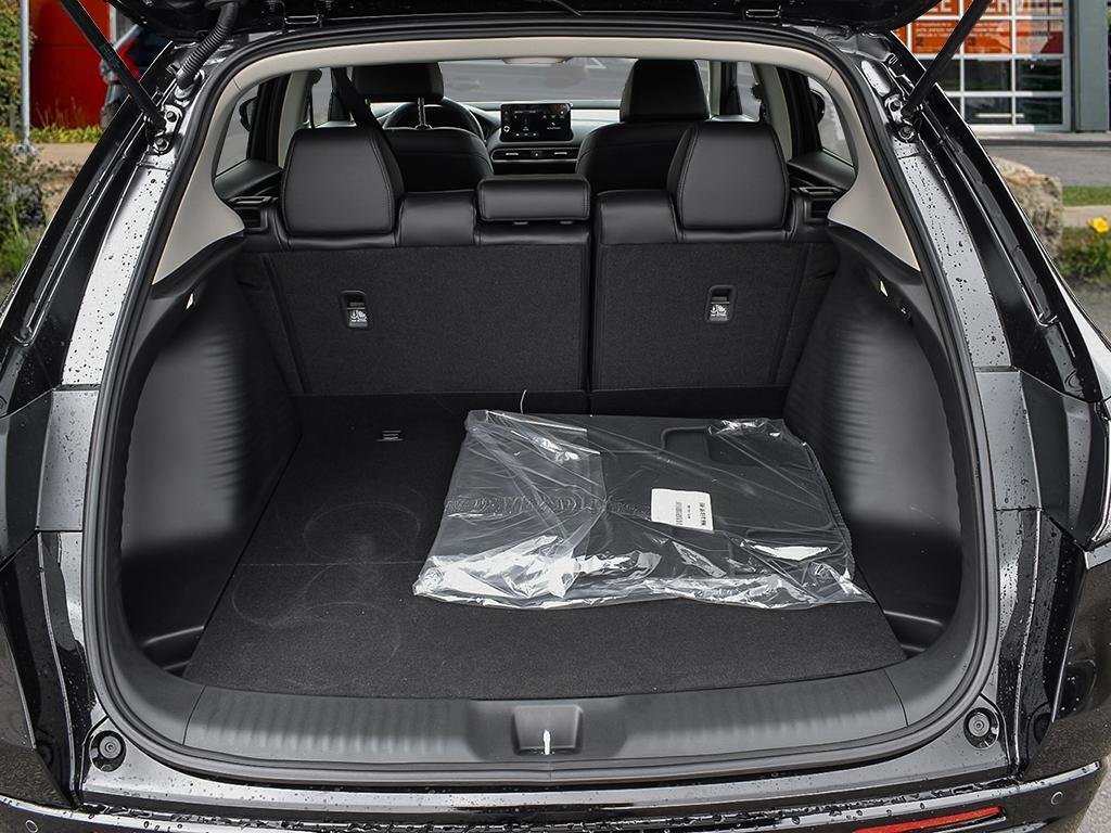 2027 Honda HR-V LX 4WD